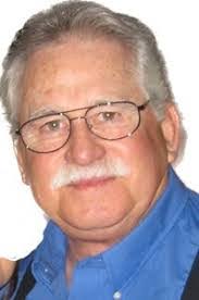 Lisa Pickelsimer's Instagram, Twitter & Facebook