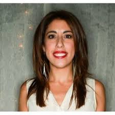 Jenn Stokes's Instagram, Twitter & Facebook