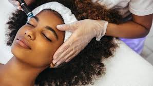 Megan Thomas Lash Academy