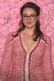 Shailene Woodley On Being Engaged To Aaron Rodgers