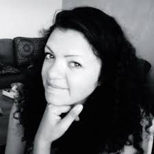 Katie Levine, Interactiva