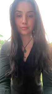 Beth Peace's Instagram, Twitter & Facebook