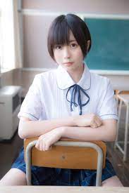 ボード 可愛い女の子 のピン