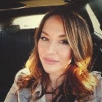 Kristen Zielinski's Instagram, Twitter & Facebook