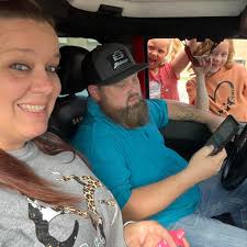 Lime down in chicken coop to reduce odor?