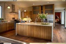 The Different Materials For Kitchen Cabinets Cocina De Nogal Gabinetes De Cocina De Nogal Decoracion De Cocinas Pequenas