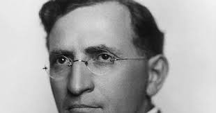 Brittney Kramer (@StarlightAuthor)