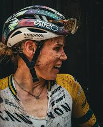 A few snaps from yesterday at Monza 🇮🇹 cheering