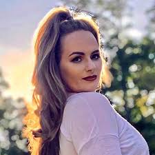 Congratulations to our New Beauty Guides! Aimee Davidson Alicia Worobec  Amanda Brigden Amanda Kohutiar Amber Doucette Andrea Webster Anne Reynolds  Ashley Fulton Ashley Colberg Ashley Shillington Ashley St Vincent Brandi  Coughlin Britney