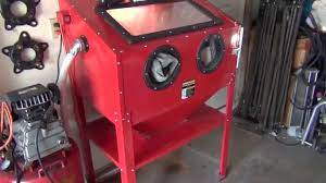 The fully enclosed design of this benchtop abrasive blaster keeps all abrasive media safely contained inside. Review Harbor Freight Blast Cabinet Youtube