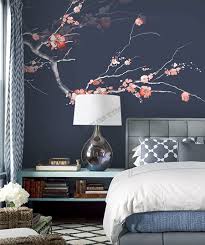 Decoration D Interieur Zen Chambre D Hotel Papier Peint Japonais Fleur Mei Sur Fond Bleu Fonce Atelier Wybo Decoration Interieure Decoration Interieure Papier Peint Deco Chambre Japonaise