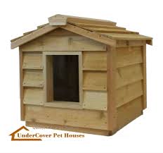I have a cat that has a taste for the outdoors. Small Insulated Cat House With Platform And Loft Solid Wood House For Outside Cats And Feral Cats Cats Pet Supplies Urbytus Com