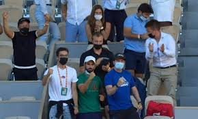 Αγωνία για τον δάνη κατρανίδη! Kwnstantinos Mhtsotakhs Aspida Prostasias Sthn Maria Sakkarh Meta Thn Se3istikh Epi8esh