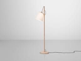 Stehleuchte Pull Muuto Skandinavisches Design Natureiche