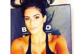 Fotos sensuais das oito candidatas ao posto de octagon girls do UFC