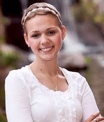 Cora Grace's Instagram, Twitter & Facebook