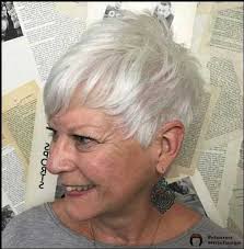 kurzhaarfrisuren fur altere frauen mit dunnem haar 2019 2020 pixie haarschnitt haarschnitt fur dunnes haar haarschnitt