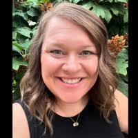 Sarah Duvall's Instagram, Twitter & Facebook