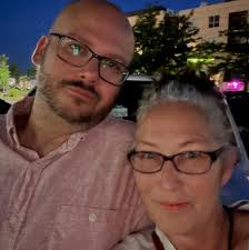 Still in the Beatport charts… “Roger Martinez