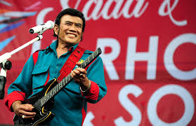 Soneta group rhoma irama atau juga di kenal dengan sebutan bang haji lahir di tasikmalaya, 11 desember 1946. Party Gone Wrong Dangdut King S Impromptu Show Leads To Mass Covid 19 Testing