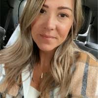 Jaclyn Hayes's Instagram, Twitter & Facebook