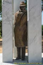 Jean moulin, french civil servant and hero of the résistance during world war ii. Caluire Et Cuire Statue De Jean Moulin