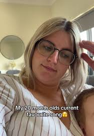 Kids Listening to Fein