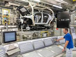 Click on photos to download volkswagen werksurlaub in high resolution. Nach Zwangspause Vw Startet Wieder Mit Produktion