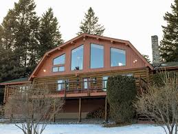 Suwannee river log homes is one of the only florida log home companies in our industry that will handle log home engineering, log home custom design, log home manufacturing of materials. Log Cabin Living Lake View Cabin And Woodsy Retreat Log Cabin Living Hgtv