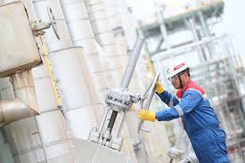 Perlu diketahui, kilang cilacap merupakan satu dari 6 kilang pertamina, dan kapasitas pengolahan 270 ribu barel per hari. Mengenal Kilang Minyak Di Mana Saja Lokasi Kilang Minyak Di Indonesia Kumparan Com