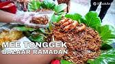 Nasi goreng ditambahkan telur, sosis, bakso, sayuran dengan bumbu yang lebih beragam dan tidak ketinggalan kerupuk sebagai pelengkap. Nasi Goreng Gila Crazy Fried Rice Icookasia Youtube
