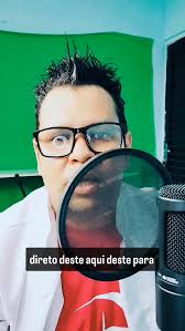 SORRY FOR THE DELAY OF VIDEO I AM LEARNING TO WORK I AM MAKING PROMO OF  VIVA THE 90S Hello there. Today I am very happy with my new Track called QUE