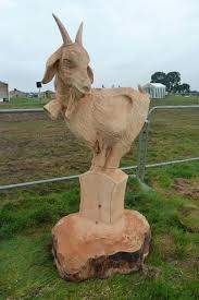 Tiere Holz Flori Holz Schnitzen Tiere Kettensagekunst