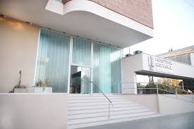 El hospital español es una organización prestadora de servicios de salud, interesada en el desarrollo, motivación y compromiso de su recurso humano, que ofrece a sus pacientes un servicio. El Hospital Espanol De San Rafael Podra Aplicar La Tecnica Del Ibuprofeno Inhalado A Pacientes Covid Diario San Rafael