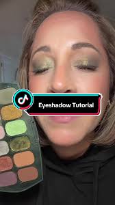 Gorgeous Eyeshadow Tutorial with REM Beauty Palette