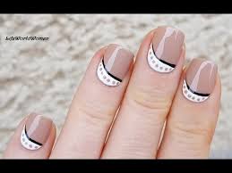 A new trend which has been breaking through is no other than white nails. Diy Easy Brown White Nail Art Lifeworldwomen Youtube