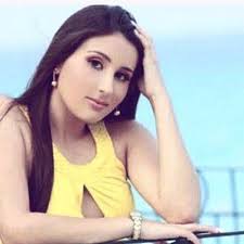 Gisselle Guzman's Instagram, Twitter & Facebook