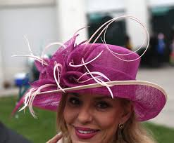 Kentucky Derby hats 2022: Hat, fascinator photos from Churchill Downs
