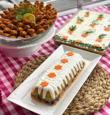 Hayirli Gunler Diliyorum Hepinize Rengarenk Patates Salatamin Tarifini Daha Once Sizlerle Paylasmistim Ara Katlarini Goremedik Yandanda Gida Patates Salata