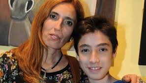 Se inauguró la muestra “Más que colores” en el Paseo 220