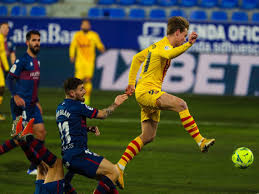 Young frenkie was born to a mother who played football and. Watch Frenkie De Jong Puts Barcelona Ahead Against Huesca Football Espana