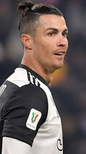 Her zaman saç kesimi cristiano ronaldo ıslak saçlarda yapılır. Cristiano Ronaldo Ya Yuzyilin En Iyi Futbolcusu Odulu Turkiye Haberi Son Dakika Haberleri Turkiyehaberi Com