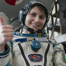 Post n°3603 pubblicato il 03 gennaio 2017 da p.p.65. L Astronauta Samantha Cristoforetti Ha Partorito E Nata Kelsey Amal