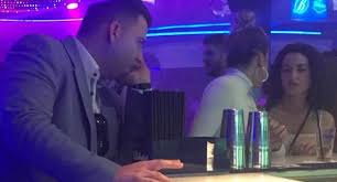 Komunikacji w polskiej grupie zbrojeniowej. Bartlomiej Misiewicz Bawil Sie Na Imprezie W Toruniu Przeszedl Do Strefy Vip Foto Torun Ototorun Pl