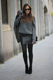 28 Idees Comment Porter Les Bottines A Talon Cet Hiver Tights Outfit Winter Winter Skirt Outfit Leather Skirt Outfit