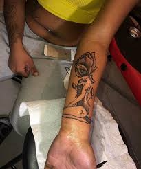 Pinterest Wav Ee Stylist Tattoos Tattoos Black Girls With Tattoos