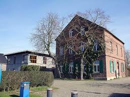 3 zimmer, küche mit speisekammer und ein badezimmer es. Haus Ripshorst Deutschland Ruhrgebiet Oberhausen Borbeck Ob Cityguide Tv