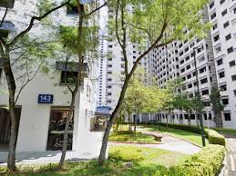 The risk of transmission beyond the initial location is very real, and 1 case involving a stall assistant at a toa payoh hawker centre proves that. 2 Teenage Girls Found Lying At Foot Of Toa Payoh Hdb Investigations Ongoing