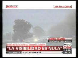 El viento zonda es una corriente de aire caliente y seco que se presenta en la parte occidental de argentina, se desplaza generalmente hacia la cordillera de los andes, se le considera un viento descendente, conoce más de este fenómeno natural leyendo este artículo. C5n Mendoza Destrozos Por El Viento Zonda Youtube