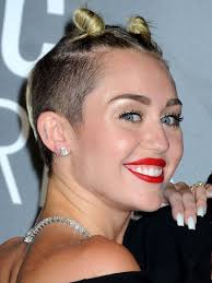 Curly are the most popular hairstyles among the women and miley cyrus adopted this hairstyles in 2009. 33 Best Miley Cyrus Haircut Ideas For Long Short Hair 2021